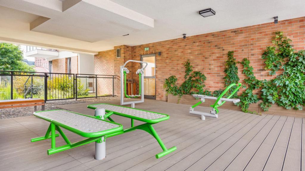Uroczy Apartament Dlugie Ogrody 48 格但斯克 外观 照片